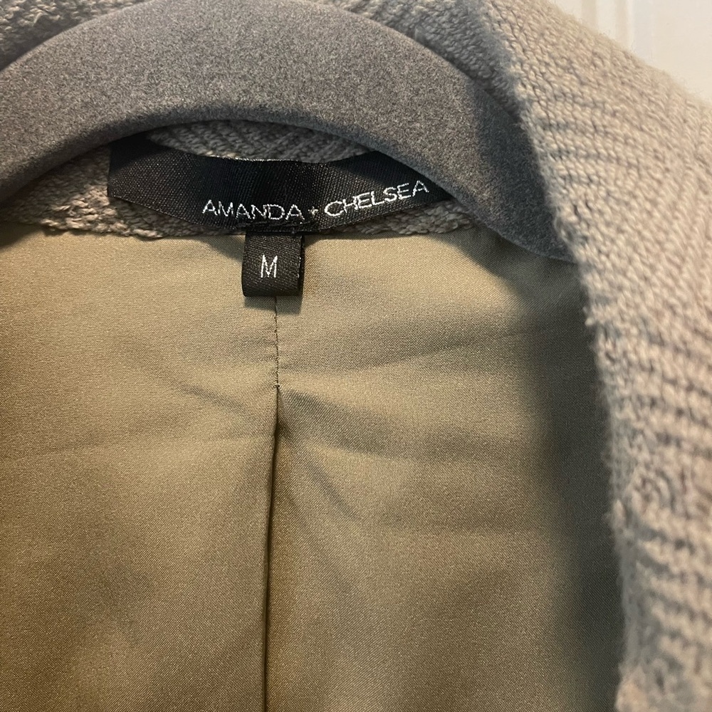 Amanda + Chelsea Jacket - Picture 2 of 5